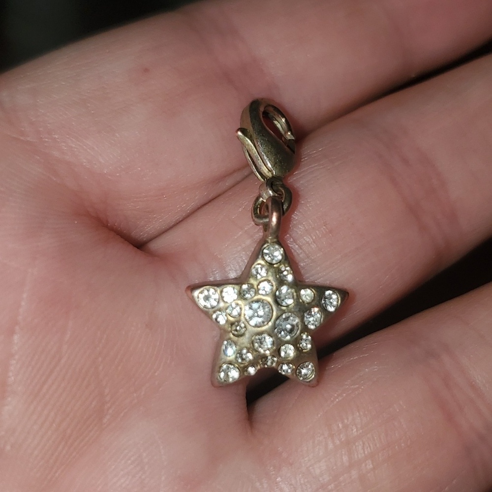 ⚡️❤️🔥 Lia Sophia golden rhinestone star charm